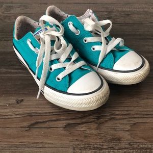 Kids turquoise converse shoes size 12